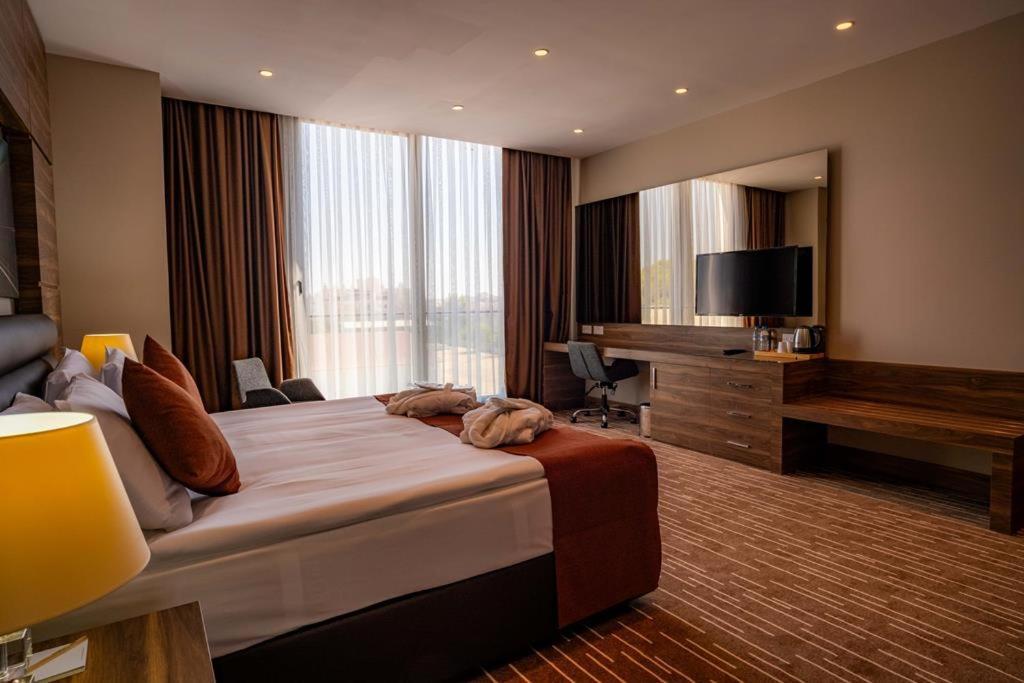 Ekor Elegance Hotel فاماغوستا المظهر الخارجي الصورة